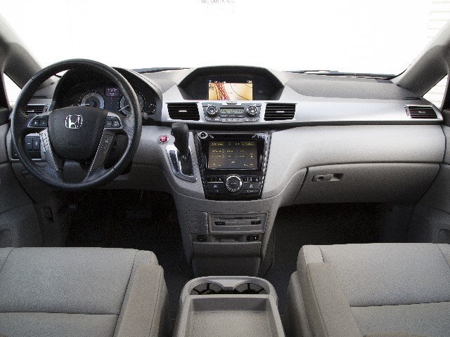 08 2016 Honda Odyssey FC 640