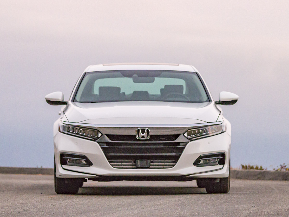 08 2018 Honda Accord Exterior BB KBB
