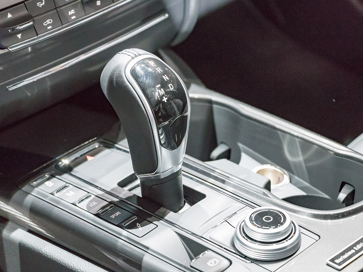 08 2018 Maserati Ghibli Nerissimo NYIAS KBB
