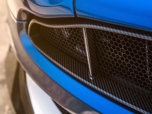 08 2018 Aston Martin Vanquish S