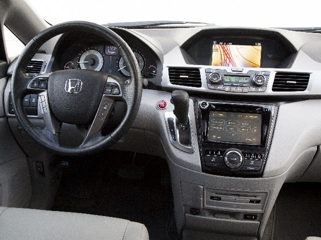 09 2016 Honda Odyssey FC 640