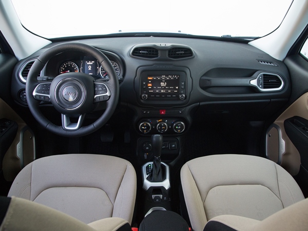 09 2016 Jeep Renegade