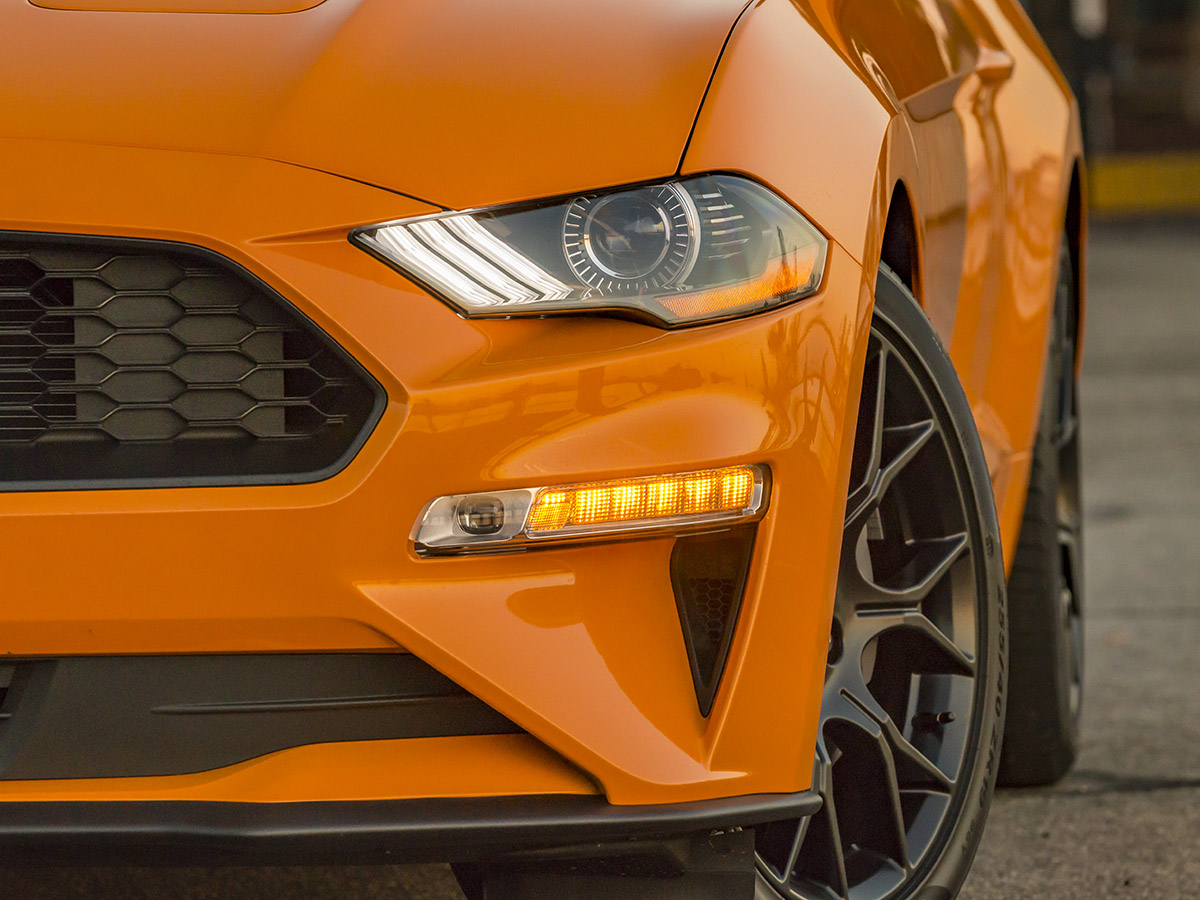 09 2018 Ford Mustang EcoBoost Exterior KBB