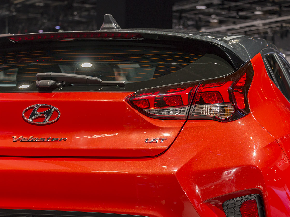 09 2019 Hyundai Veloster NAIAS KBB