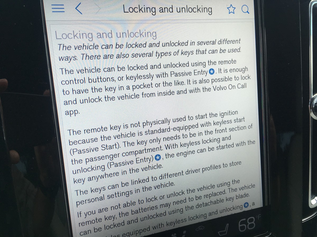 09 2019 Volvo XC40 Key