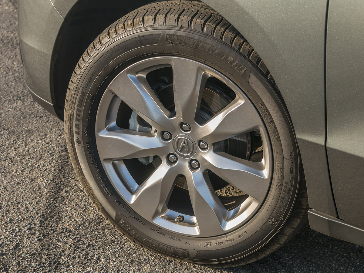 10 2016 Acura MDX Long Term Exterior