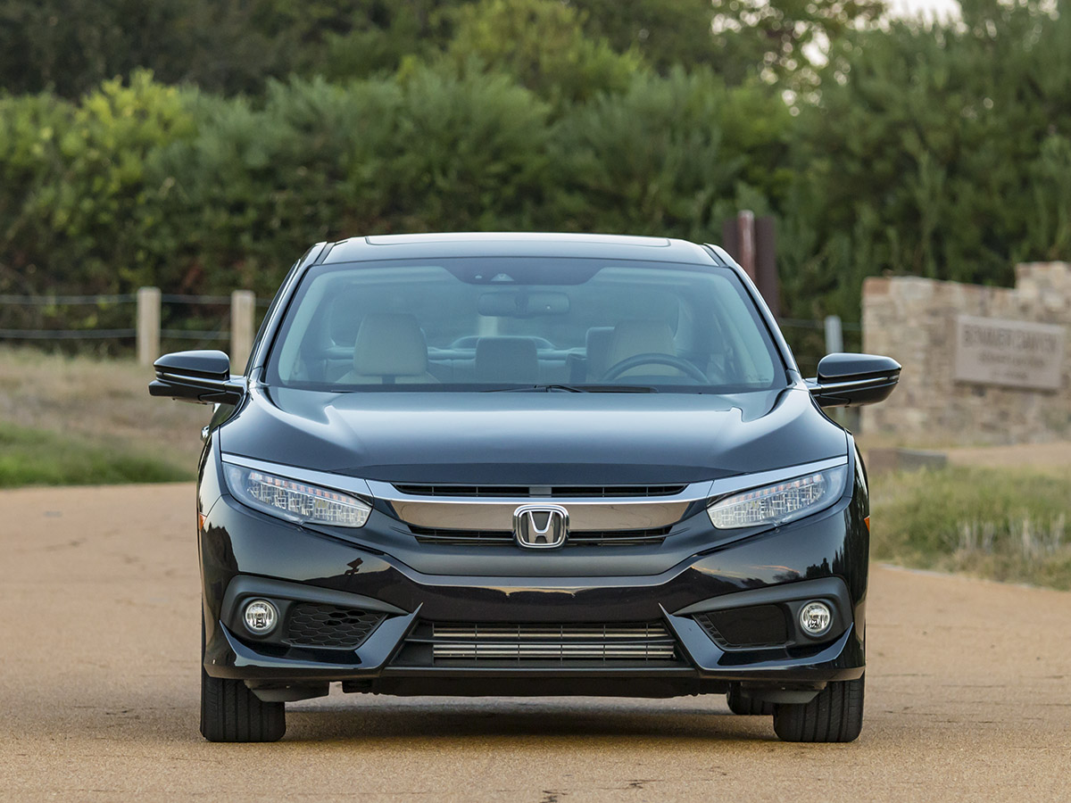 10 2017 Honda Civic Touring Exterior KBB