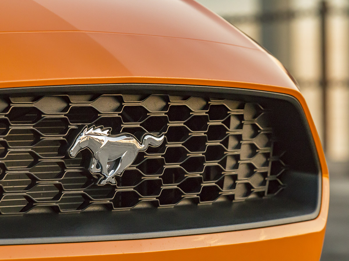 10 2018 Ford Mustang EcoBoost Exterior KBB