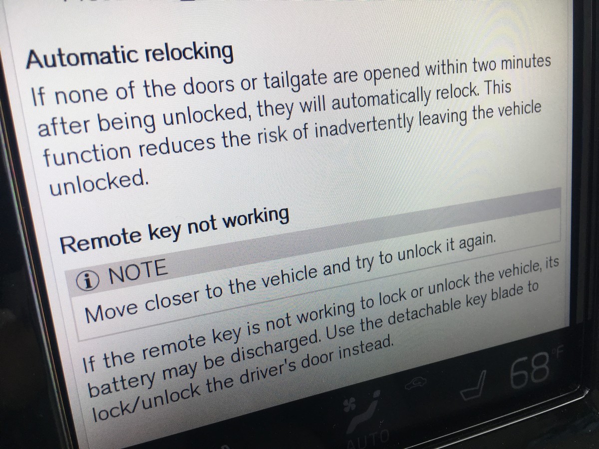 10 2019 Volvo XC40 Key
