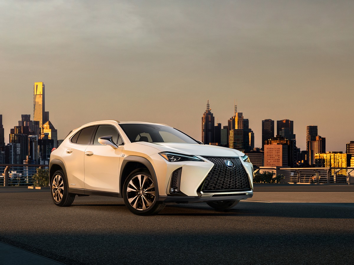 10 Lexus Ux Crossover Concept Geneva