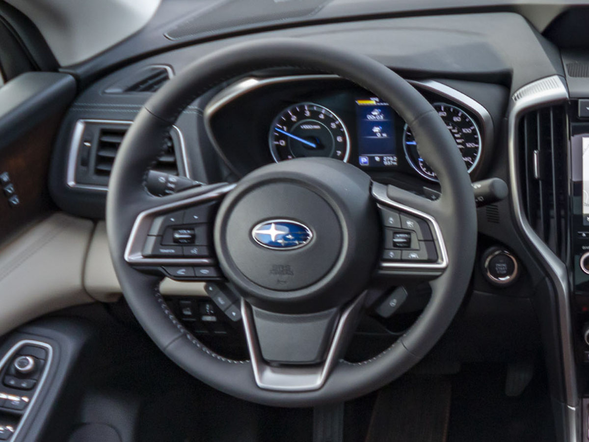 100 2019 Subaru Ascent LT Interior KBB