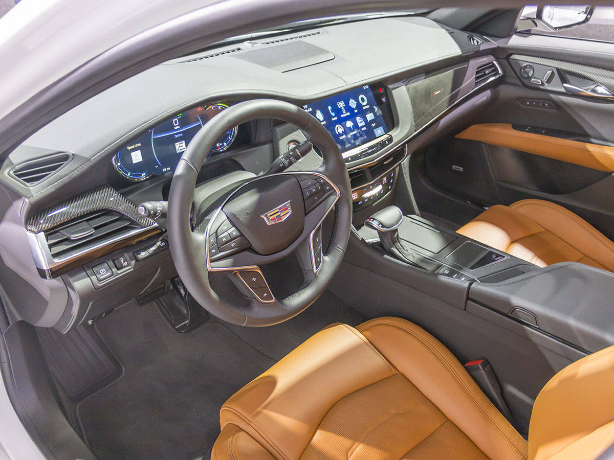11 2017 Cadillac CT6 PHEV LA