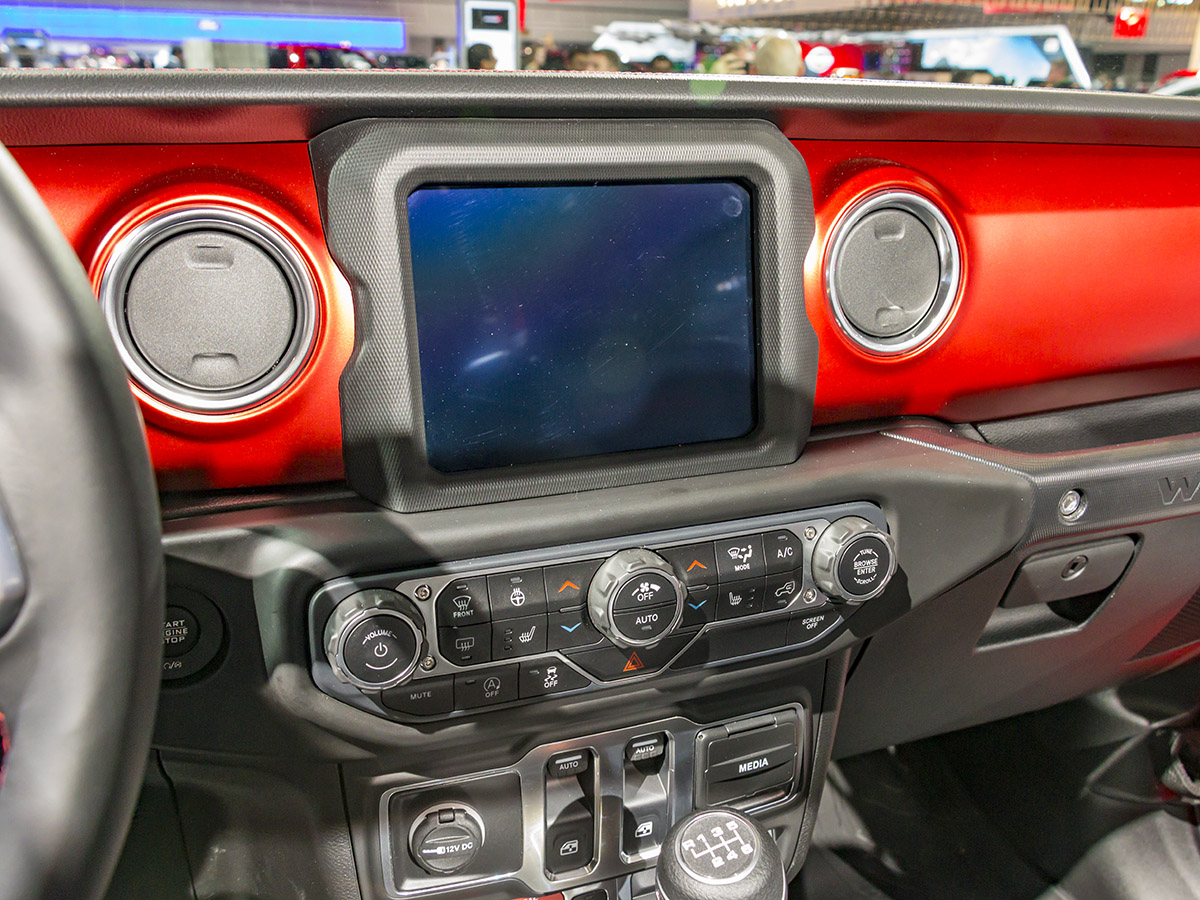 11 2018 Jeep Wrangler LAAS KBB