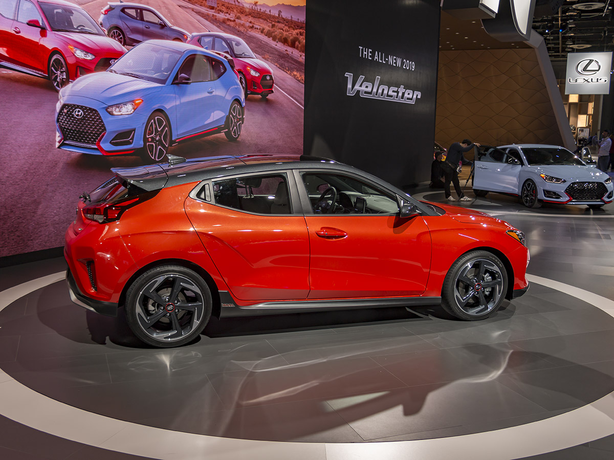 11 2019 Hyundai Veloster NAIAS KBB