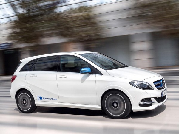 11 Mercedes Benz B Class Electric Drive