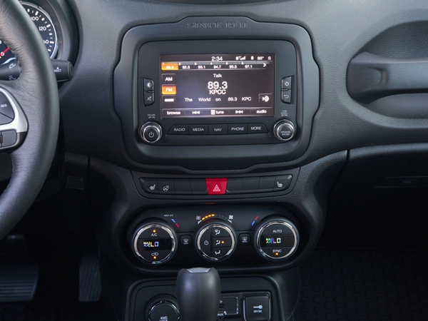 12 2016 Jeep Renegade
