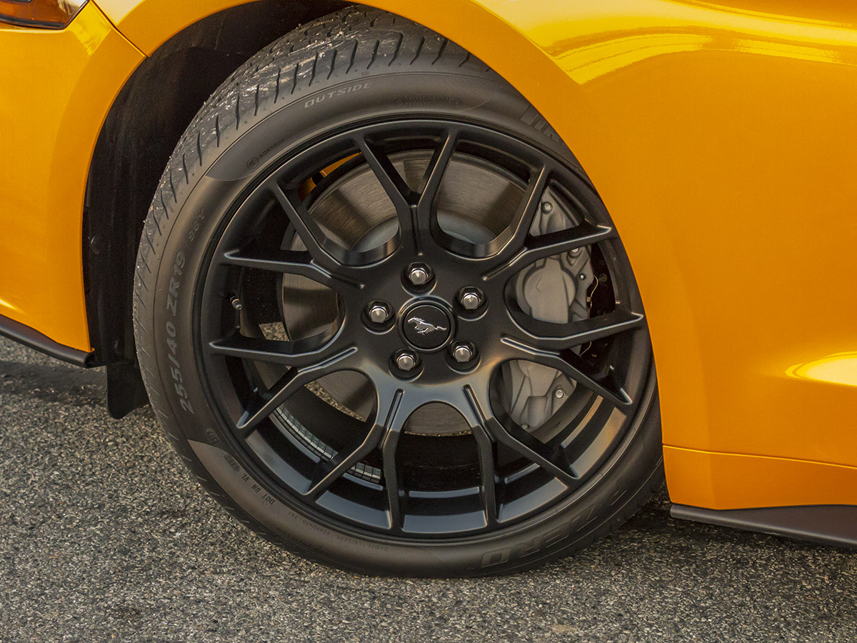 12 2018 Ford Mustang EcoBoost Exterior KBB