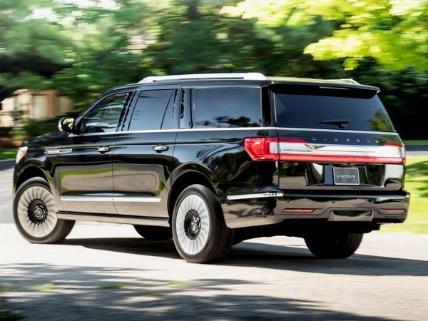12 2018 Lincoln Navigator L Destination Pkg