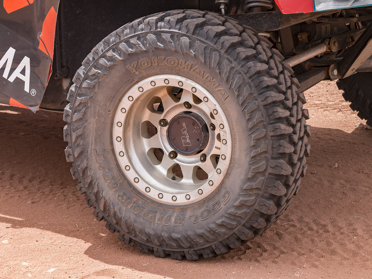 12 Yokohama Geolander G003 Trophy Truck KBB