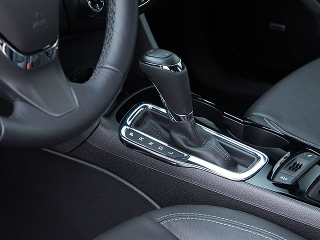 13 2016 Chevrolet Cruze Compact Sedan Comparison