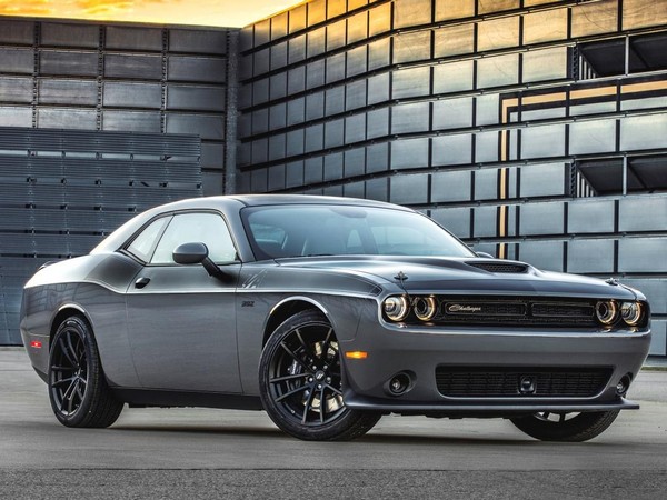 13 2017 Dodge Challenger T A 392