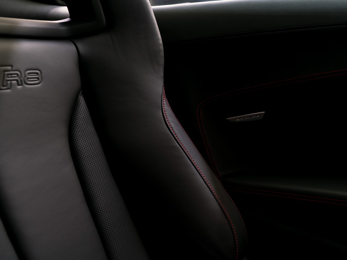 13 2018 Audi R8 V10 Competition Pkg