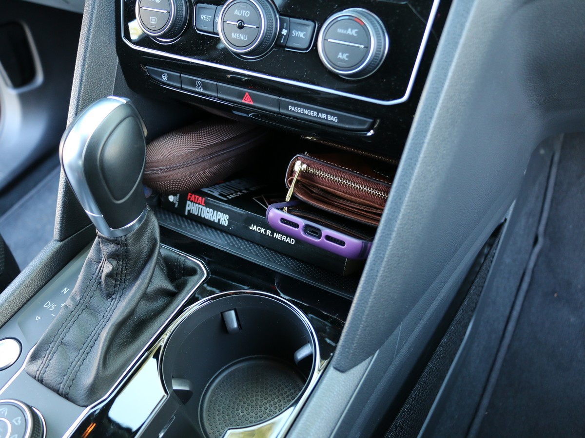 13 2018 Volkswagen Atlas Update 9 Cubbies