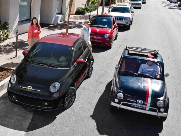 14 2017 Fiat 500 Abarth Appearance Package