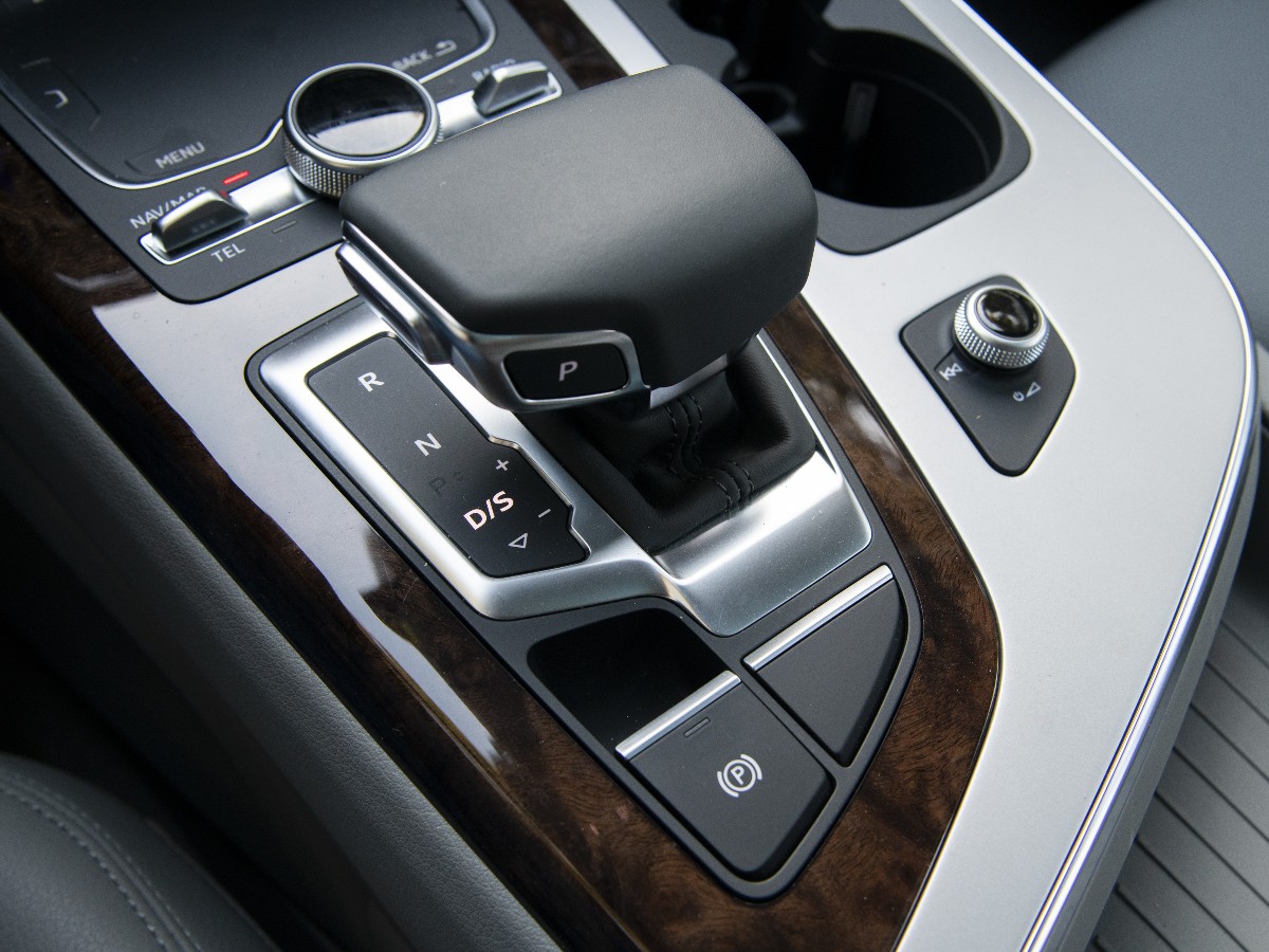 14 2018 Audi Q7 Bb