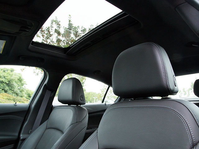 15 2016 Chevrolet Cruze Compact Sedan Comparison