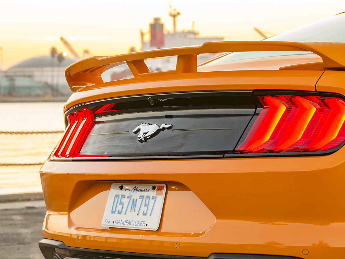 15 2018 Ford Mustang EcoBoost Exterior KBB