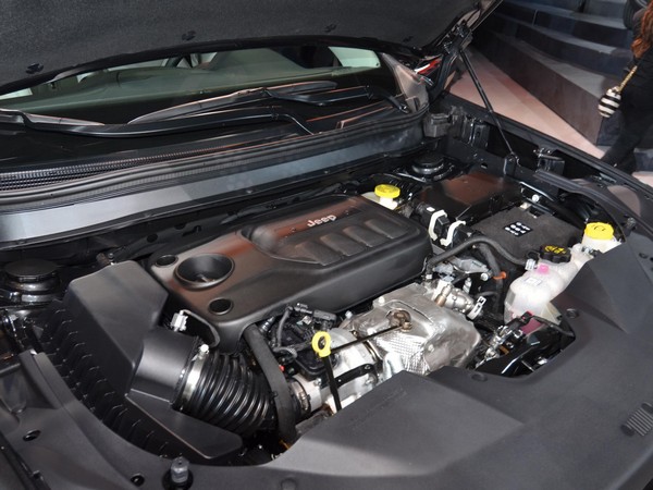 15 2019 Jeep Cherokee Np