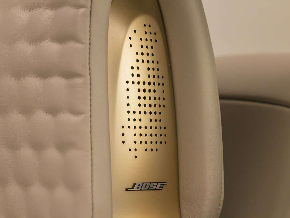 15 Nissan V Motion 2 Sedan Concept Interior KBB