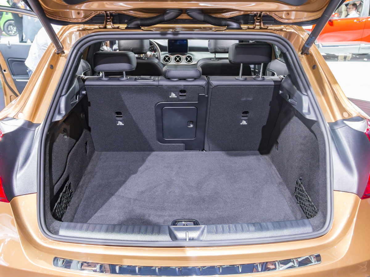 16 2017 Mercedes Benz GLA Detroit KBB