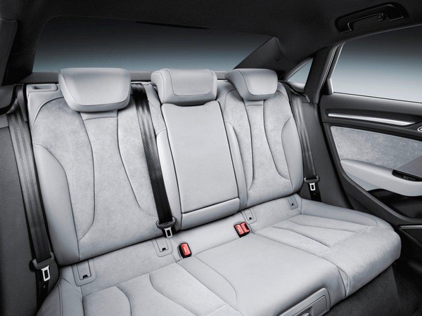 17 2017 Audi A3 Sedan