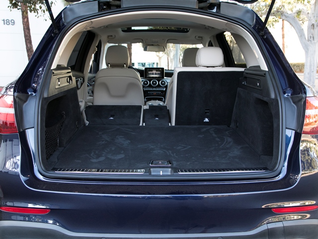 18 2017 Mercedes Benz Glc300 Best Buy