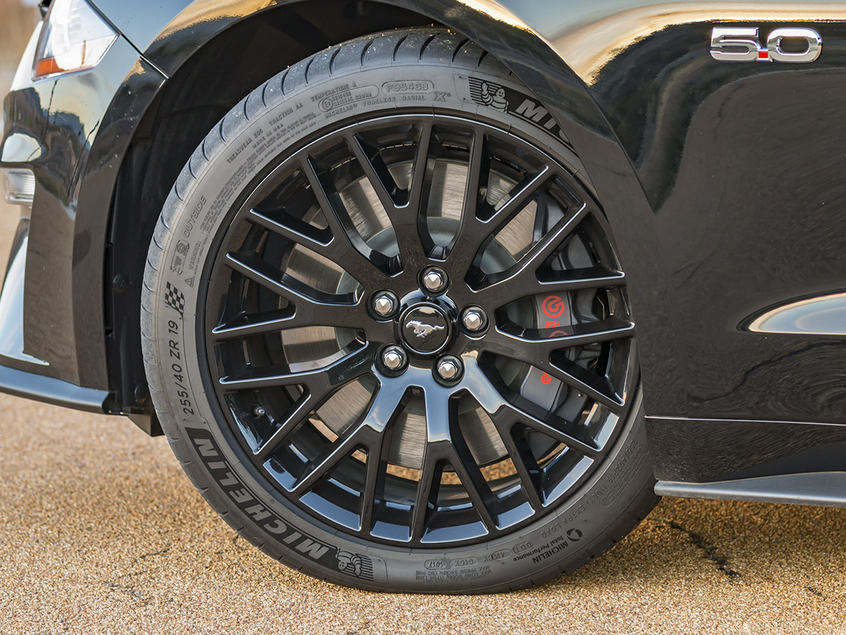 18 2018 Ford Mustang GT Exterior KBB