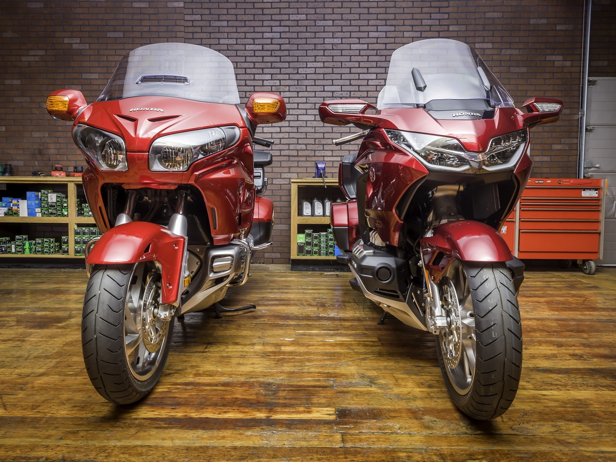 18 Honda Gold Wing Comparison Image 1
