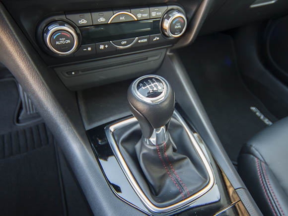 19 2015 Mazda3 KBB