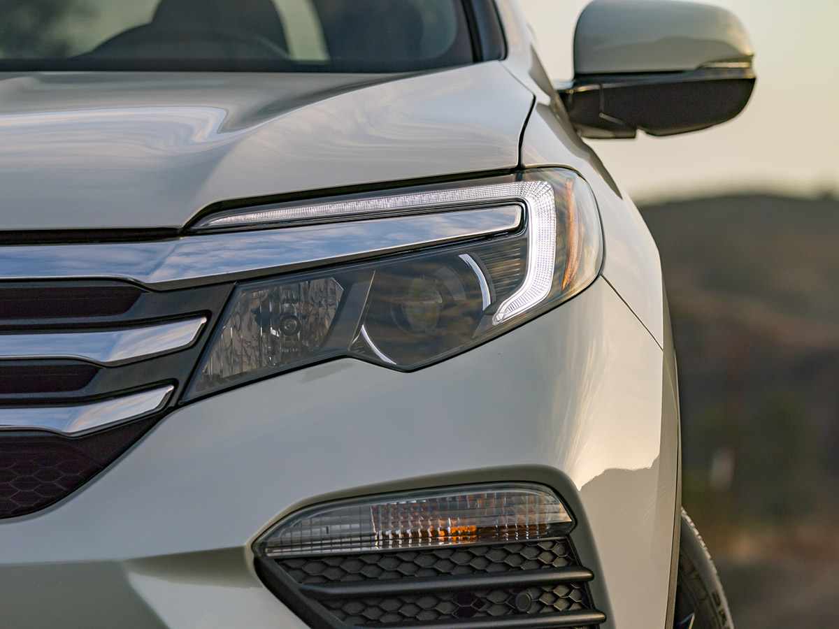 19 2017 Honda Pilot Exterior KBB