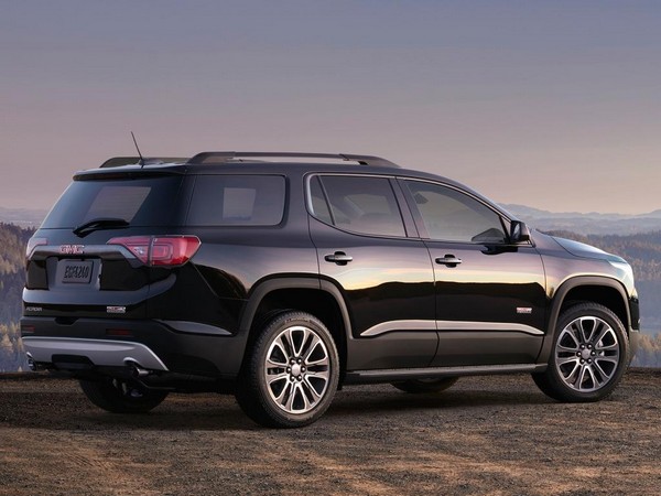 19 2017 Gmc Acadia All Terrain