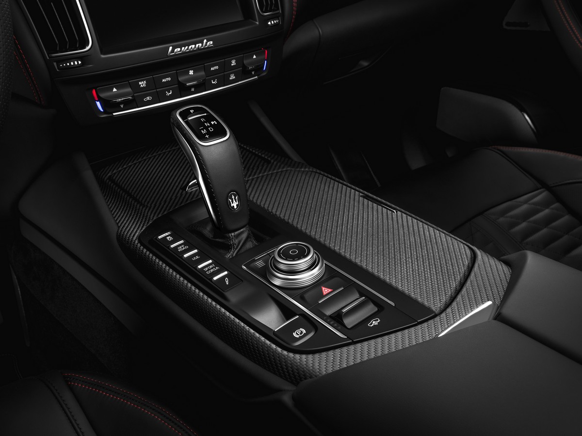 19 2019 Maserati Levante Trofeo Oem
