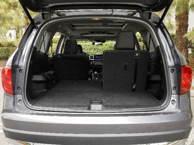 20 2017 Honda Pilot Comparo