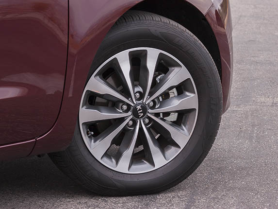 2015 Kia Sedona SX Long Term Exterior 03