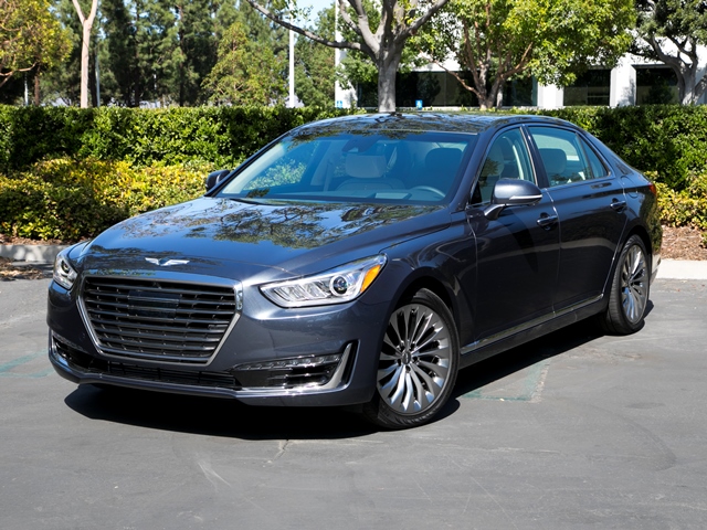2017 Genesis G90