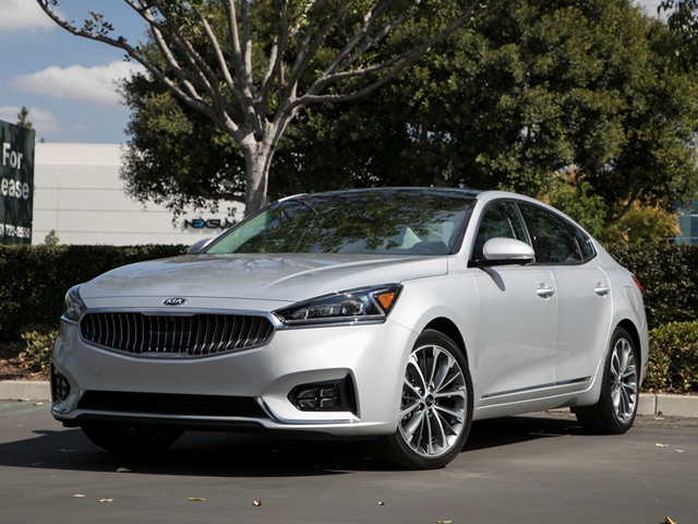 2017 Kia Cadenza