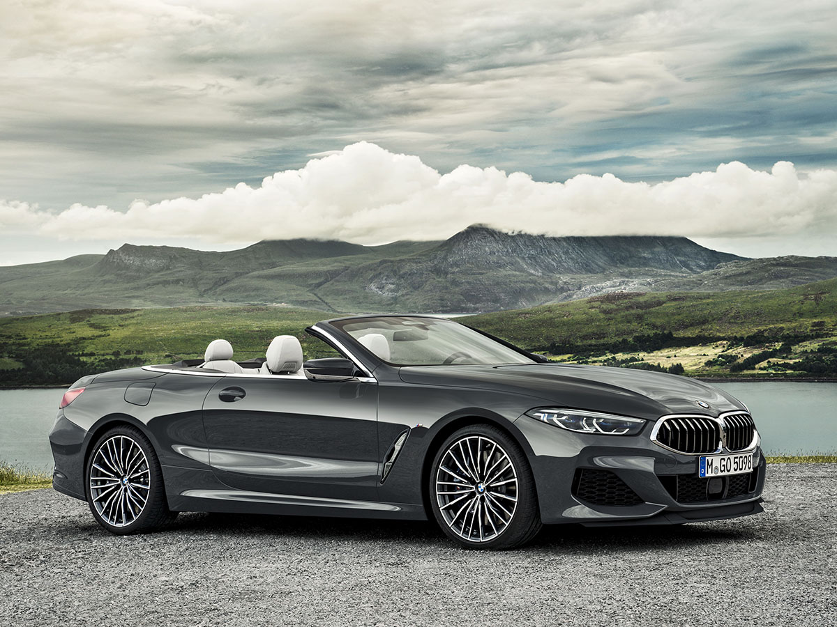 2019 BMW 8 Series Convertible 01