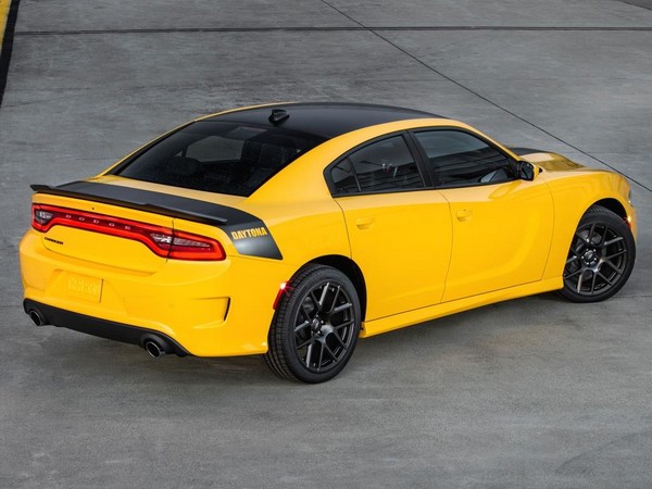 22 2017 Dodge Charger Daytona