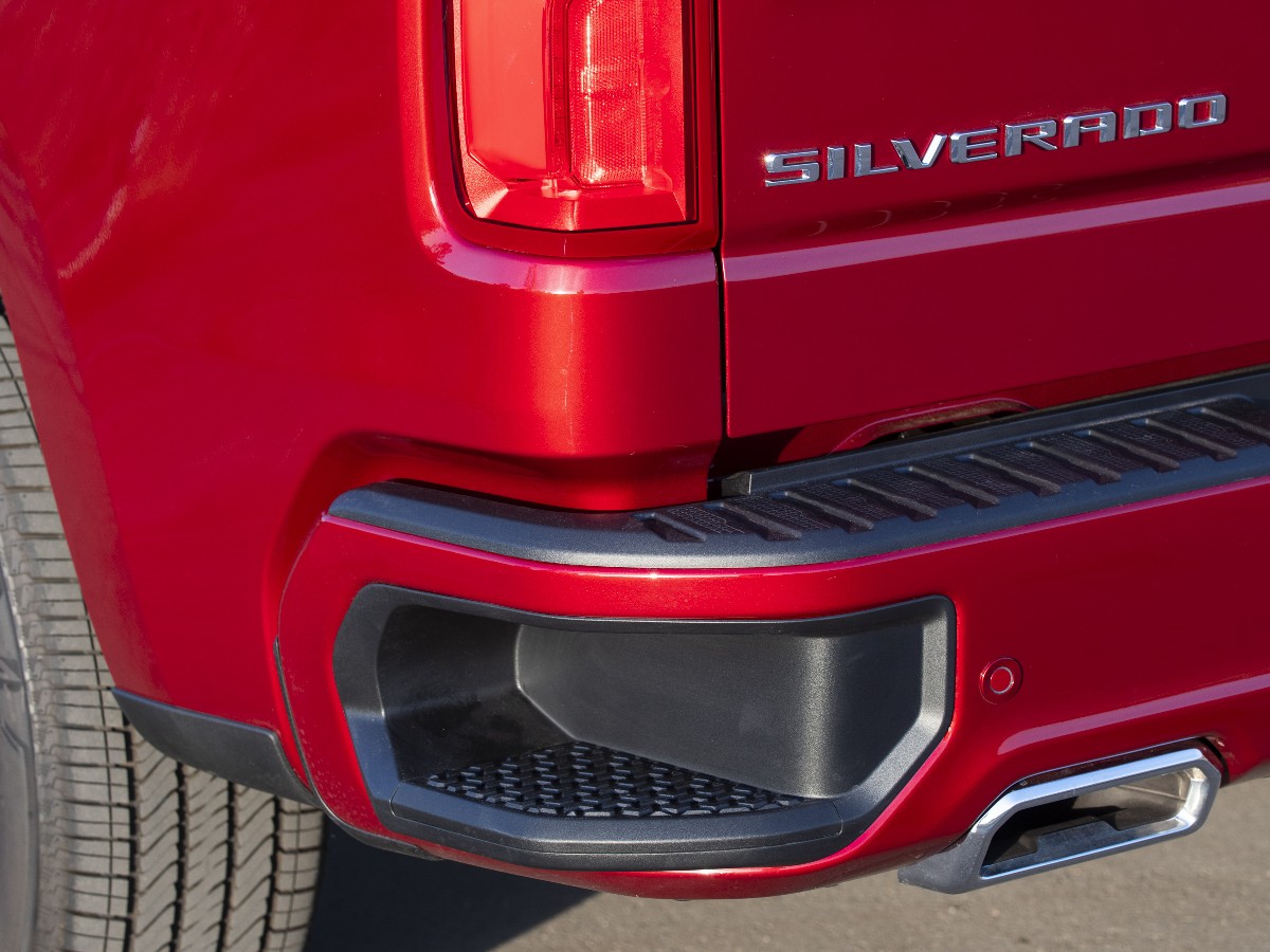 24 2019 Chevrolet Silverado High Country Kbb