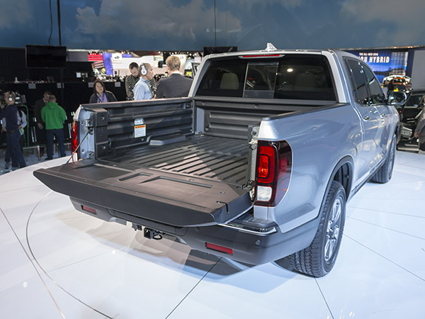 27 2017 Honda Ridgeline